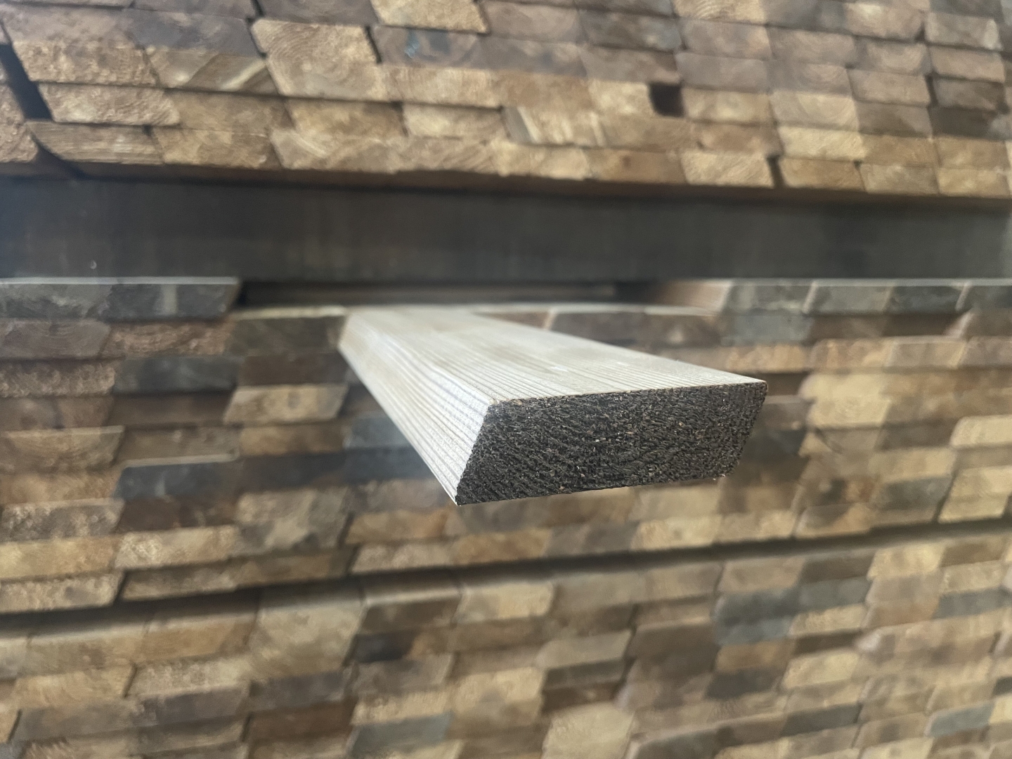 Thermisch Grenen Rhombus 18x68x2700 mm