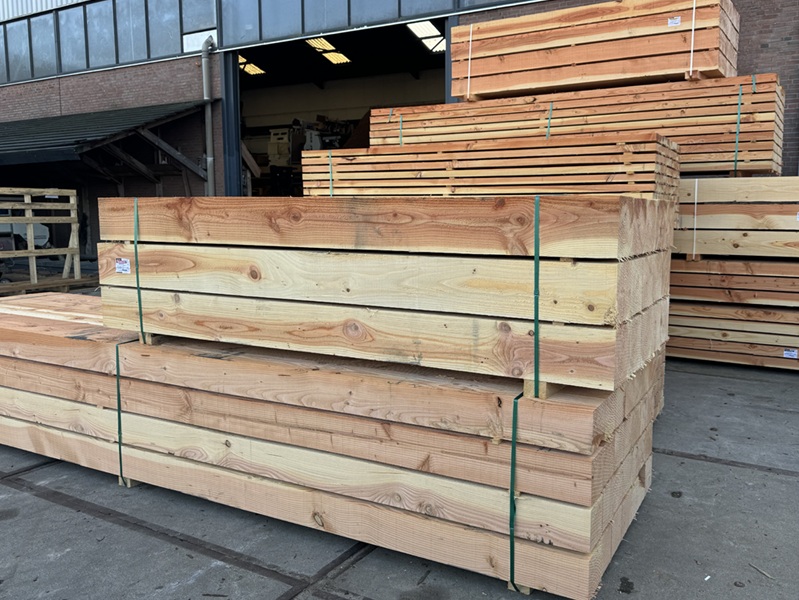 Douglas balk 150x150x2500