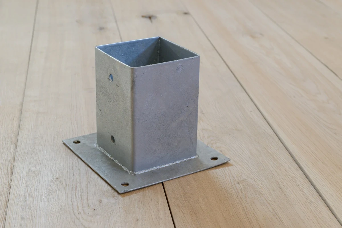 Paalhouder met plaat 70 mm